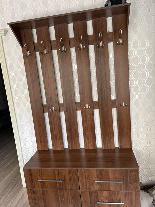 Прихожая продается