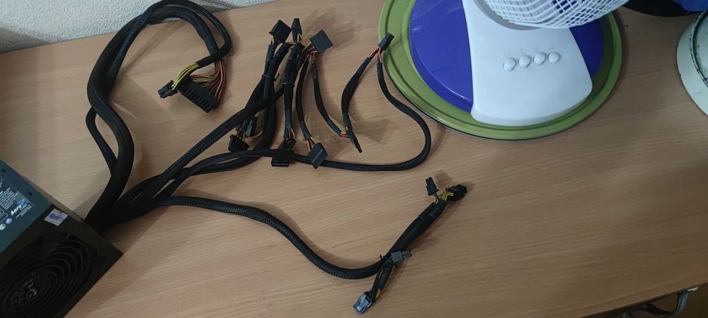 Продам блок пит. для пк KCAS-700W