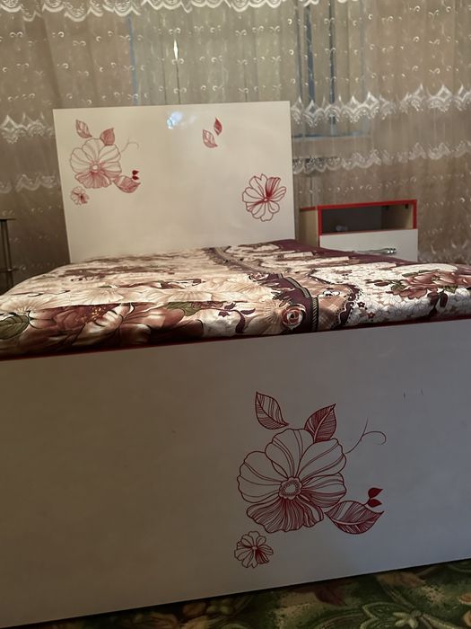 олноспальная кровать гарнитуры