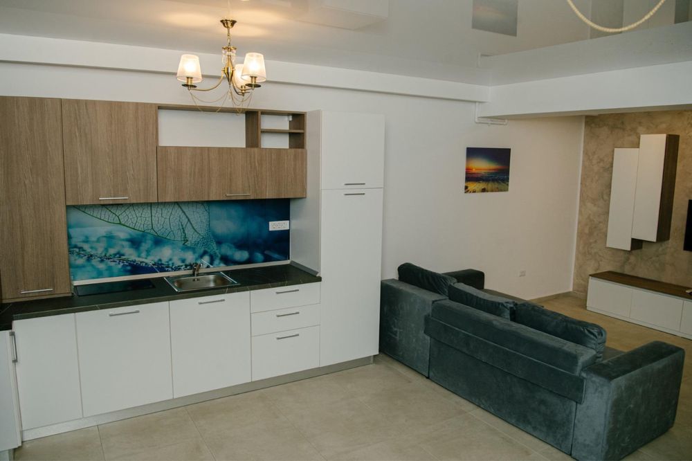 Astoria residence lake !!