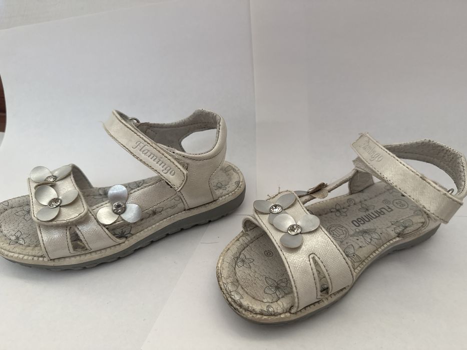 детские босоножки