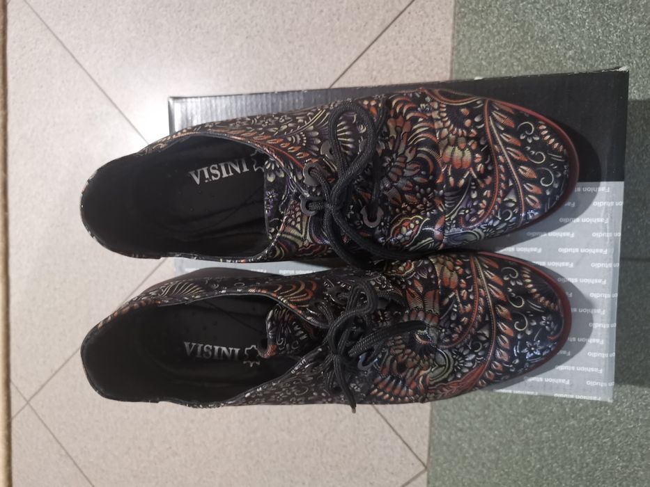 Естествена кожа обувки