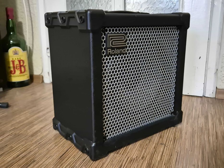 ROLAND CUBE-40XL - висок клас китарен усилвател Роланд кубе