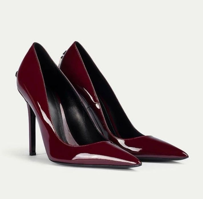 Pantofi Cesare Paciotti