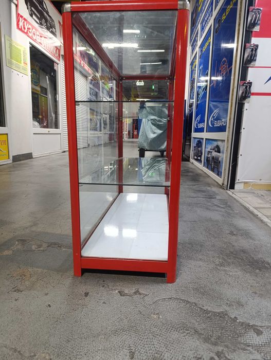 Срочно продам витрины