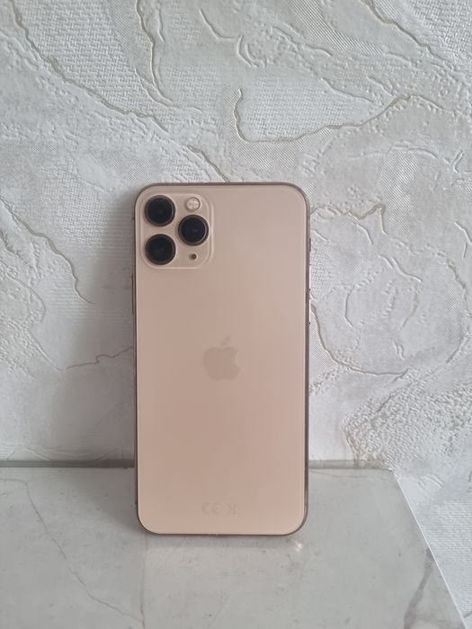 iPhone 11 Pro телефон.