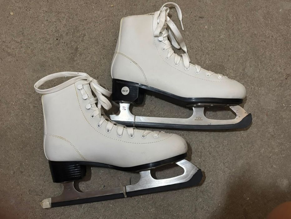 Patine Noi nr 37