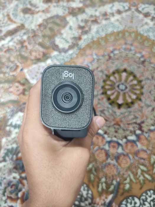 Веб-камера logitech streamcam