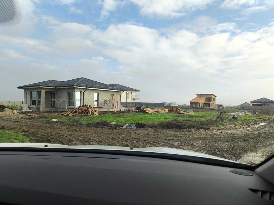 Teren extravilan 37000 mp -com Vidra / iesire Berceni, Ilfov