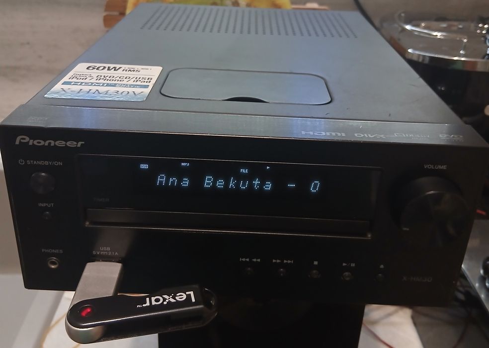 DVD аудио система Pioneer USB HDMI CD FM Aux с тонколони X-HM30V
