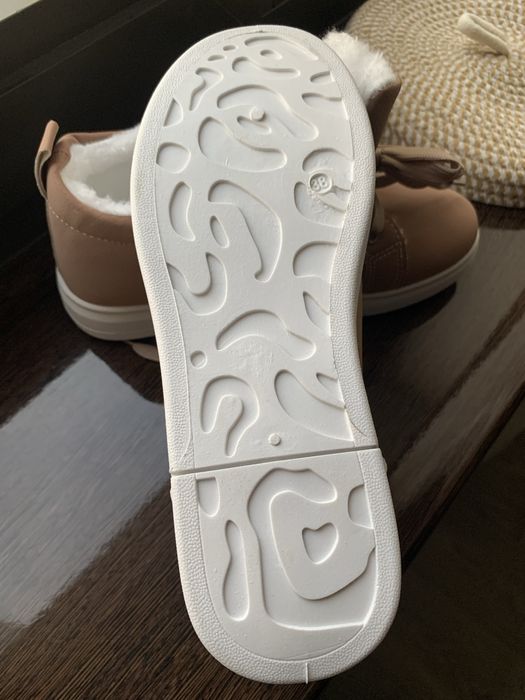 Женские теплые ботинки р.37