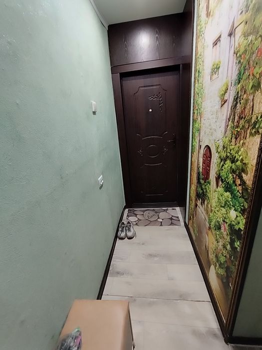 Продается 2-комн (7-78, 1 эт)