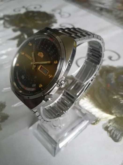 Продам часы-ОРИЕНТ