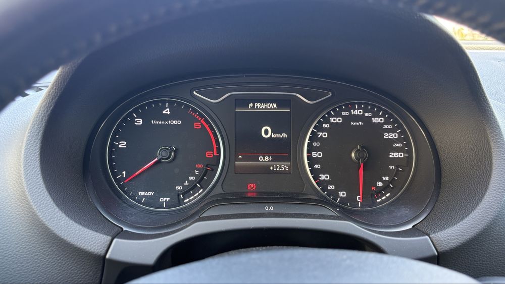 Audi A3  Sedan Sline 1.6 Manual 2016 Proprietar