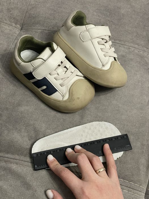 Детские кроссовки 23р.