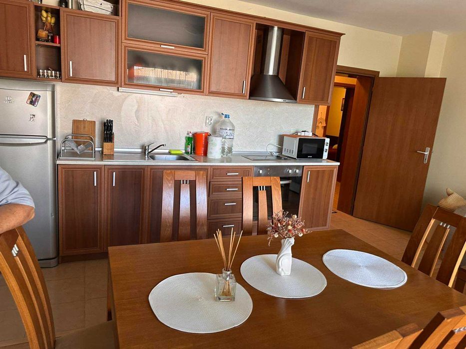 Тристаен с паркомясто в к-с Ривиера парк - к.к. Златни пясъци