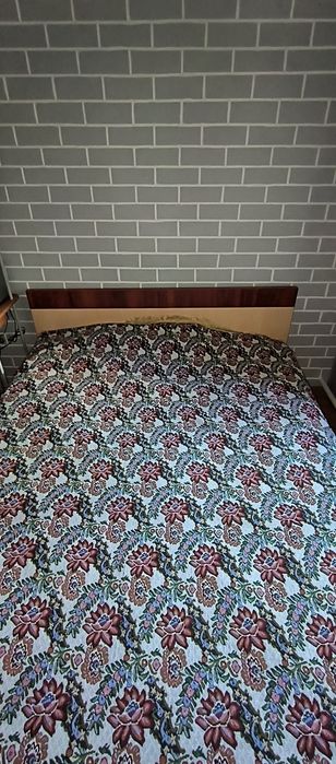 Кровать двуспальная