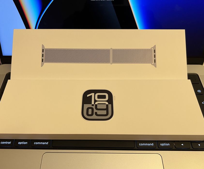 Apple Watch 10 46mm 5G Cell LTE Nou SIGILAT ! Silver Blue Cloud Alb