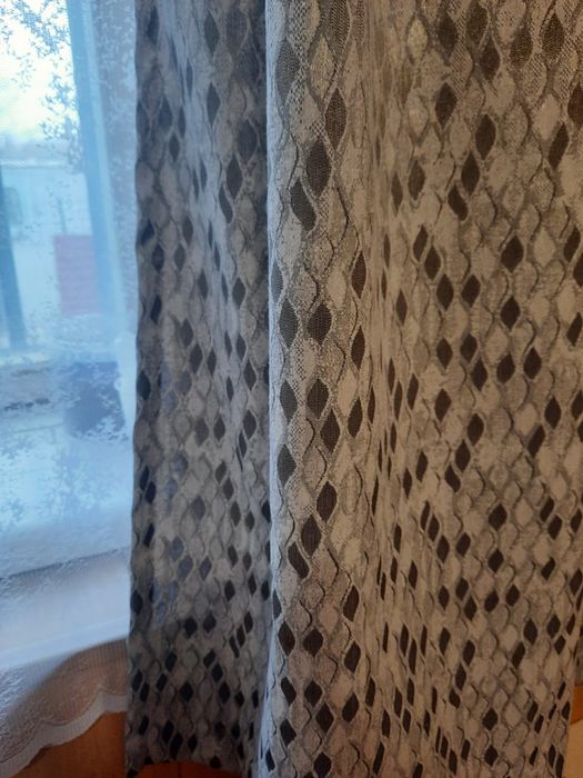 Продам шторы на кухню
