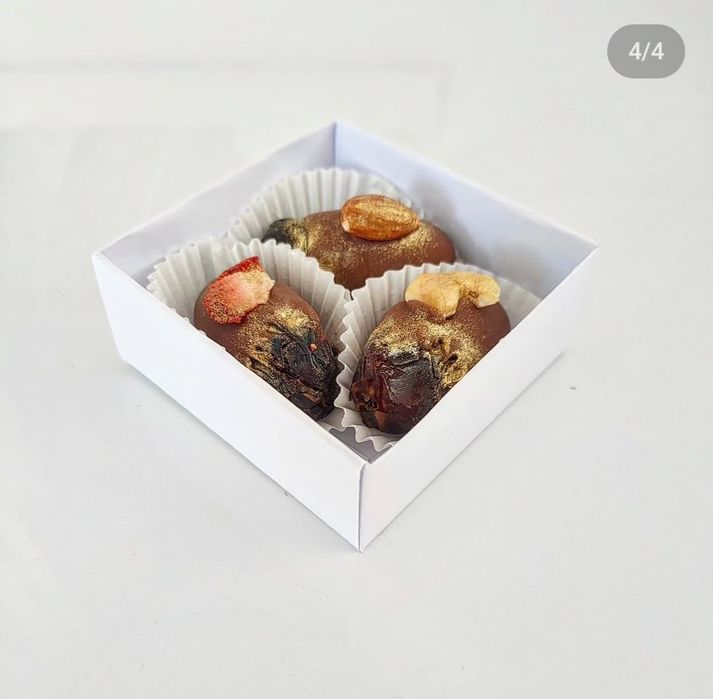 Финики в шоколаде