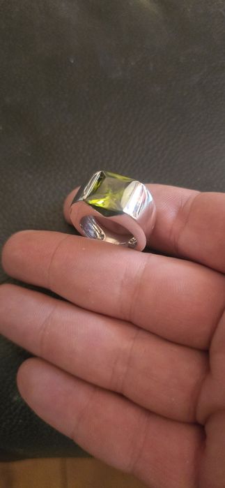 Inel argint masiv peridot