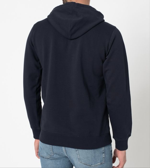 Суитчъри Calvin Klein ; Tommy Hilfiger