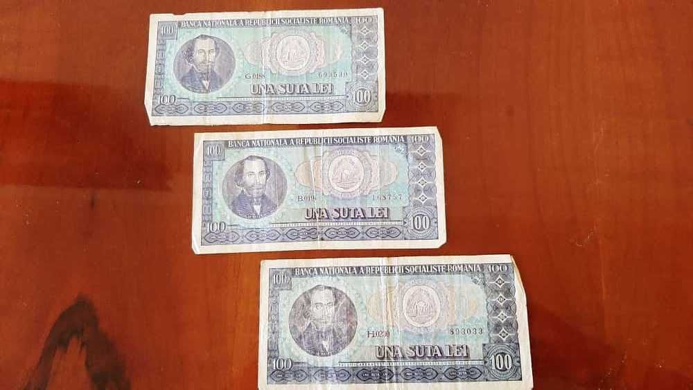 3 bancnote de 100 lei (1966), seriile B, G și H