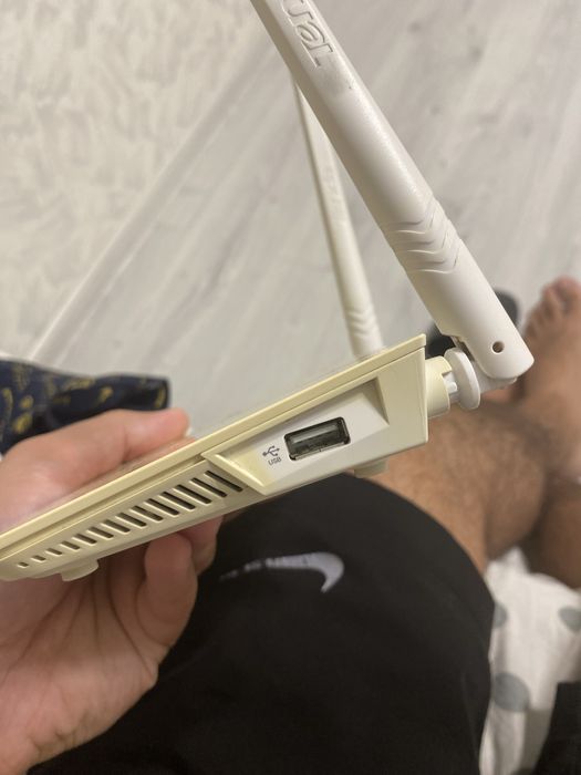 Продам роутер tenda n300