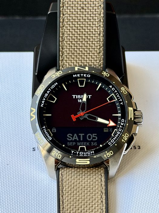 Tissot T-Touch Connect Solar Titanium 47.5 mm – Full Set + curea piele nouă