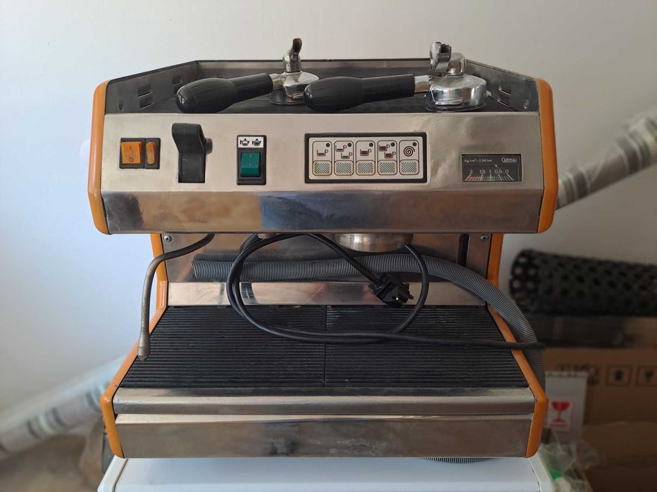 Кафе машина CARIMALI