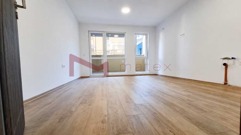 Продава 2-стаен Варна, гр. Варна , м-ст Пчелина в нова сграда с Акт 16- гр. Варна - брокер Галя Петрова