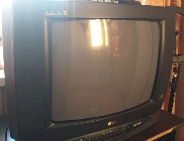 Телевизор LG б/у