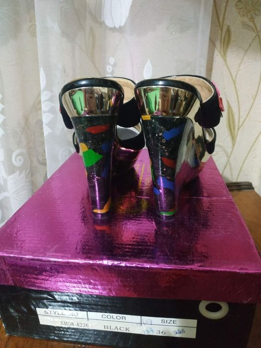 Жен. сабо 36 размера