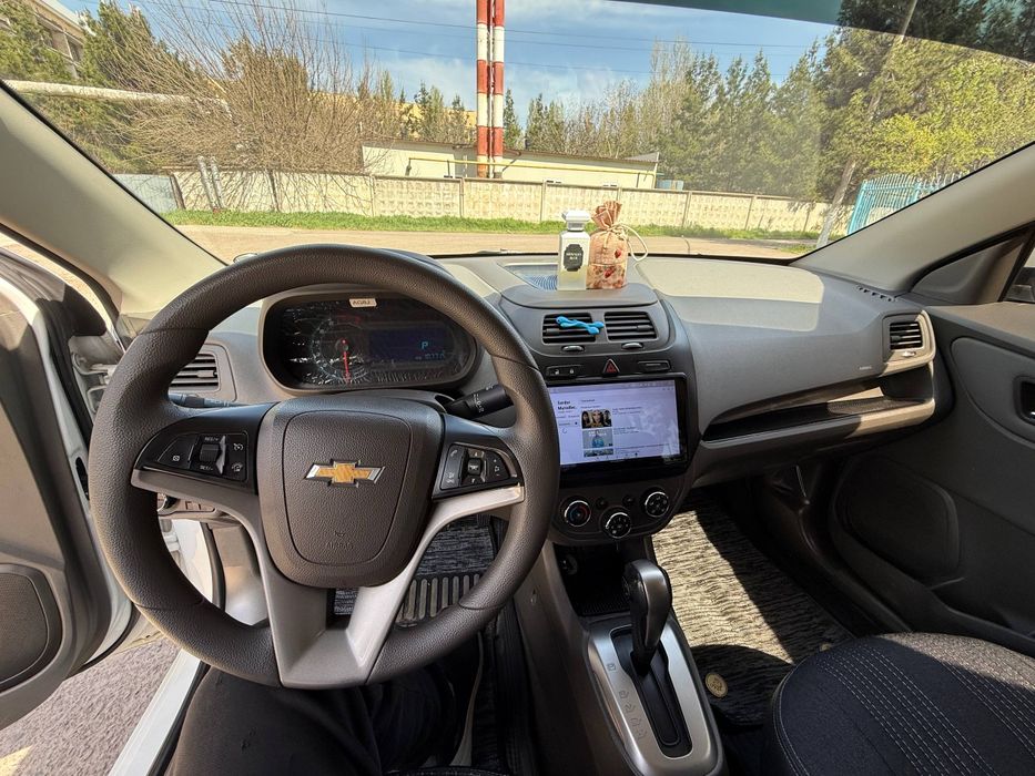 Cobalt White Sotiladi