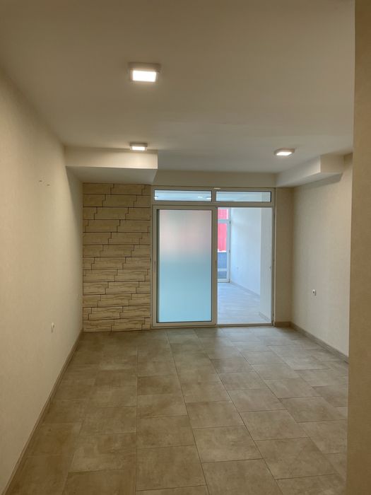 Дава се под наем Офис в Панагюрище - 51 кв.м за 248.88 € - Снимка #7