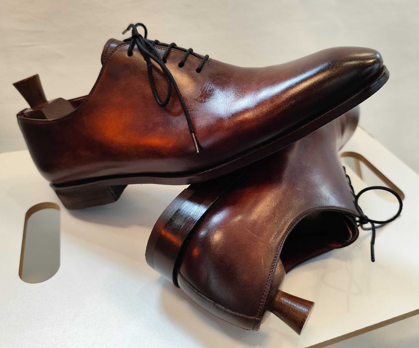 Pantofi wholecut 40 40.5 de lux Magnanni lucrati manual piele naturala