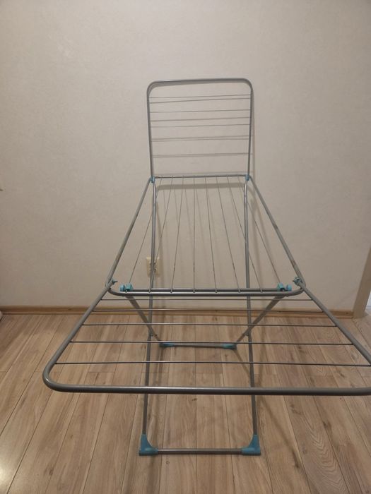 Сушилка для белья в рабочем состоянии