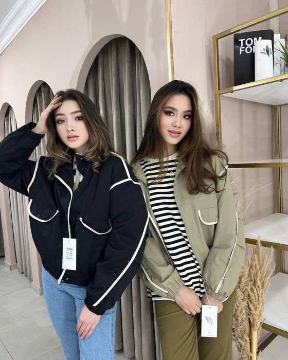 Совершенно новая ветровка