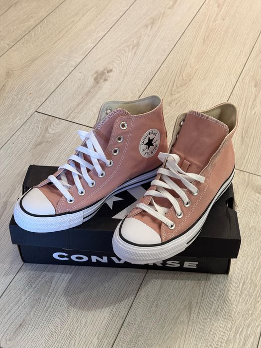 Converse кеды.