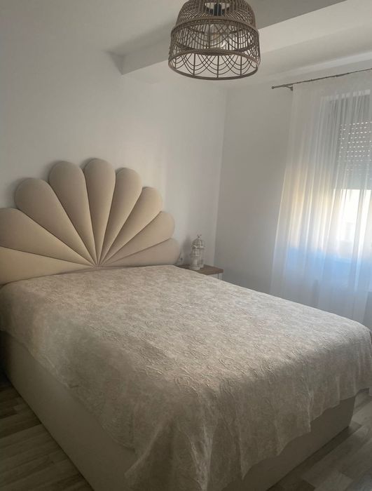 Vand apartament cu doua camere situat intr-una dintre cele mai frumoase zone din Alba Iulia cu loc de parcare suprateran inclus