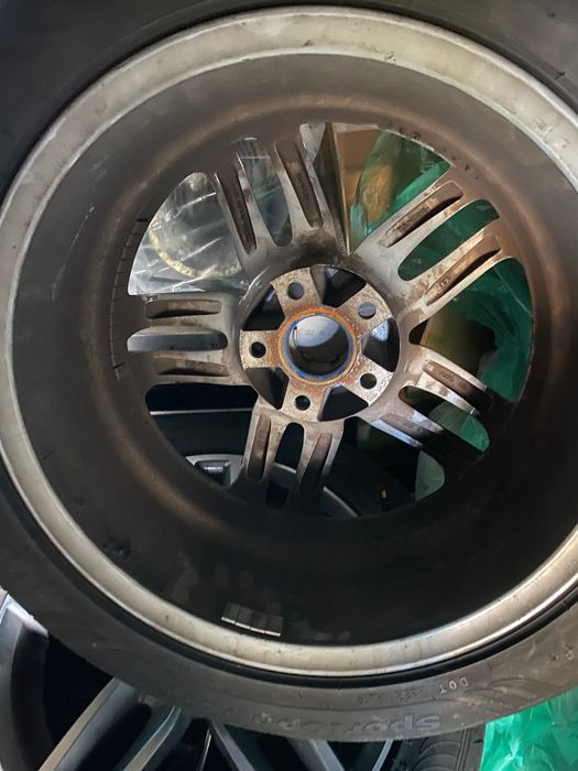 Джанти с гуми 215 55 17 от vw passat b7 и b8