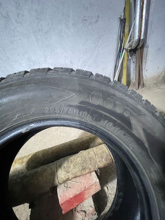 Покрышка на уаз 225/75-16 гина