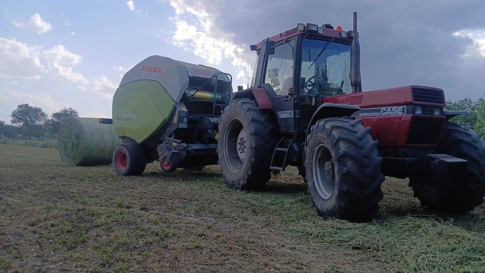 Prestari servicii agricole ( recoltat  balotat dezmiristire)