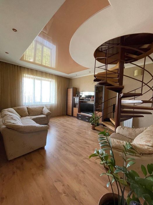 Лестница винтовая