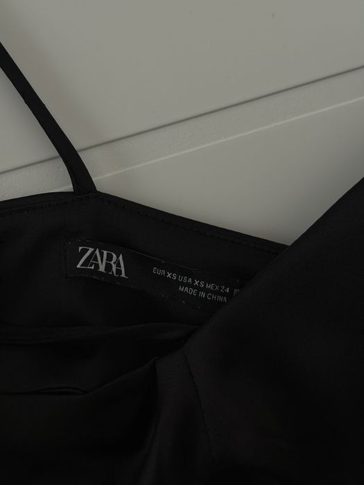 Сатенена рокля ZARA