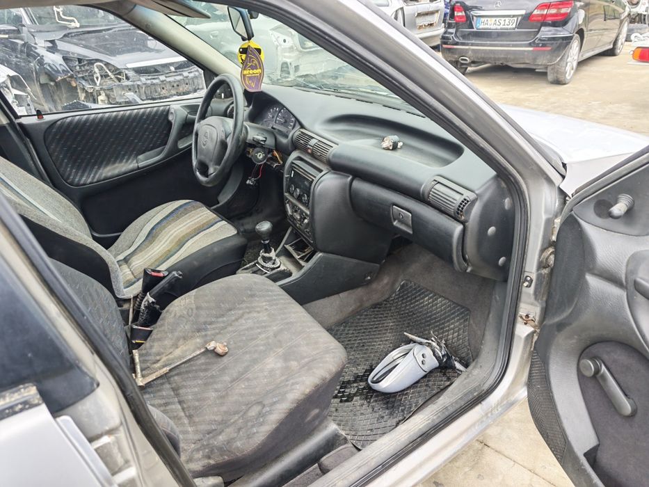 Opel Astra 1.7 DTL 70k. На части