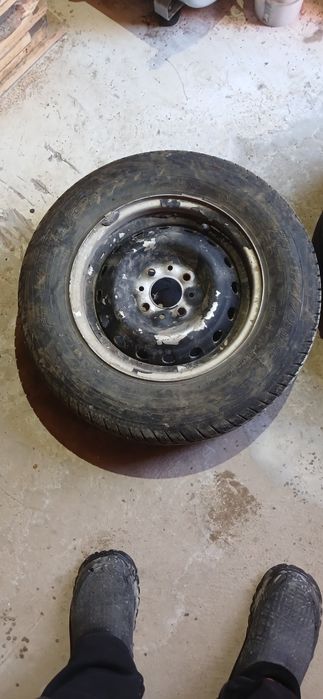 Продам шины в комплекте 2 шт