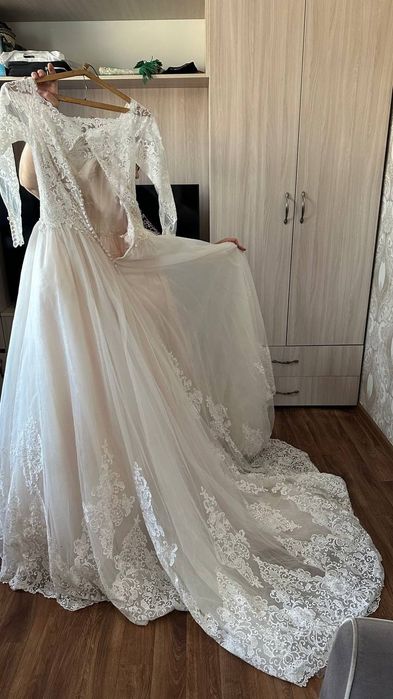 Продам свадебное платье