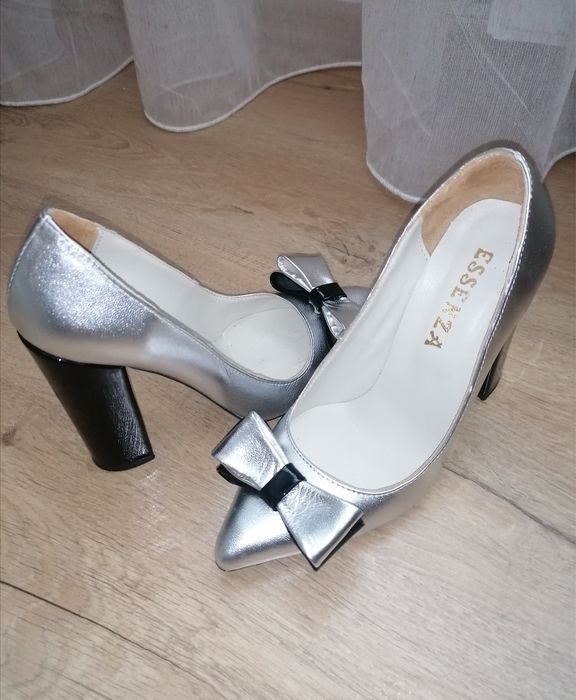 Pantofi eleganti