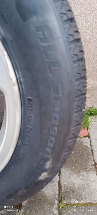 Vând cauciucuri cu jenti pe 14